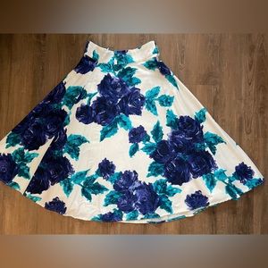 Blue Roses Doris Skirt - Pinup Girl Clothing